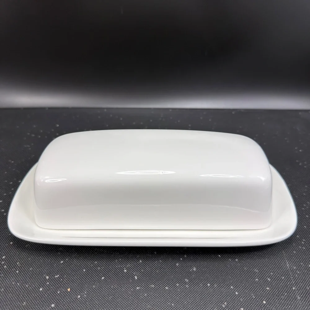 HB White Ceramic Butter Dish with Lid Microwave and Dishwasher Safe 8x4 Inch